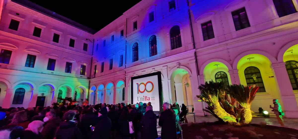 UNIBA-100_05.webp